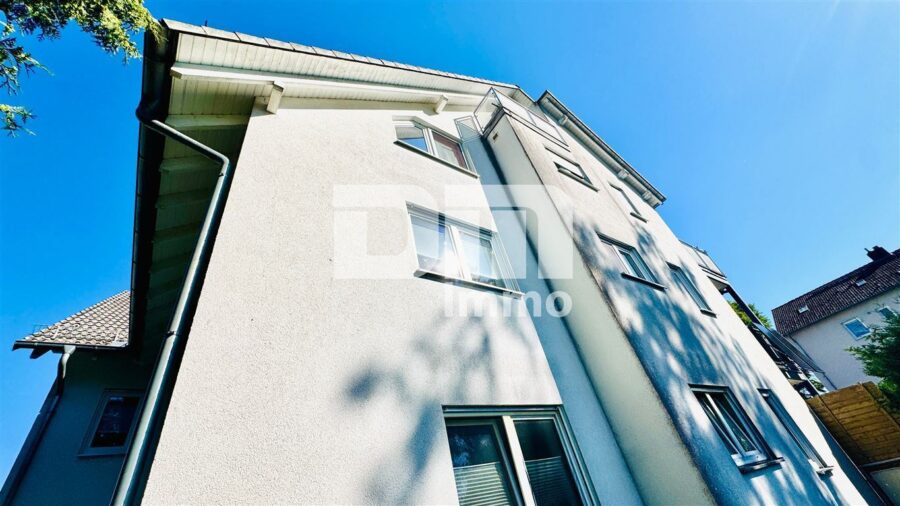 Gepflegte Maisonette Wohnung mit Studio 2x Balkon und PKW Stellplatz in Traumlage - Seitenansicht